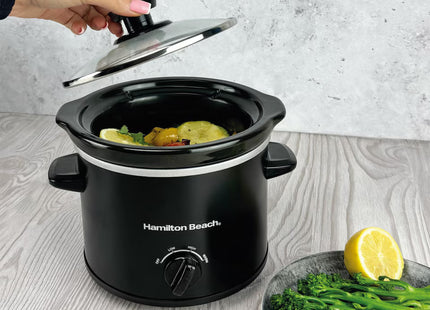 Hamilton Beach 1.8L Mini Slow Cooker, 90W Compact Cooker Black