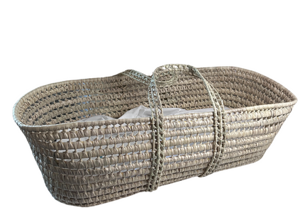 Knitted Moses Basket & Mattress – Dove (No Stand)