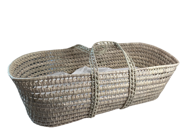 Knitted Moses Basket & Mattress – Dove (No Stand)