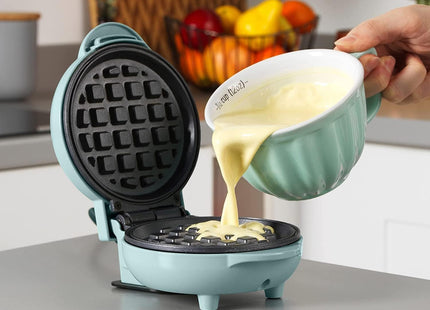 Giles & Posner Sorbet Mini Waffle Maker 550W Non-Stick 11.5cm Plate Pastel Blue