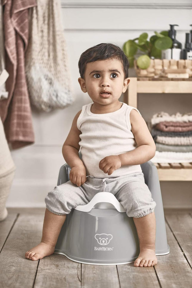BabyBjörn Potty Chair Grey/White | Comfortable Toddler Potty with High Backrest