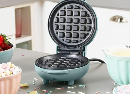 Giles & Posner Sorbet Mini Waffle Maker 550W Non-Stick 11.5cm Plate Pastel Blue