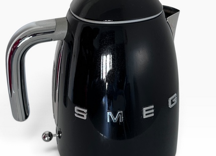 Smeg KLF03BLUK 1.7L Retro Style Electric Kettle with 360° Swivel Base, Pink - USED