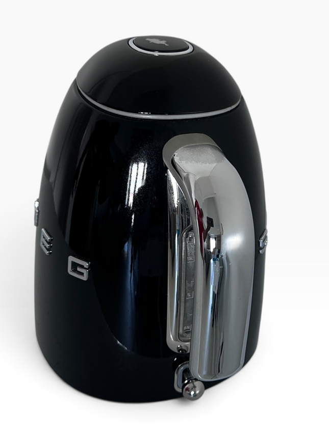 Smeg KLF03BLUK 1.7L Retro Style Electric Kettle with 360° Swivel Base, Pink - USED
