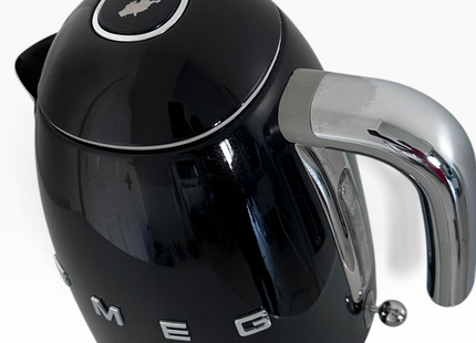 Smeg KLF03BLUK 1.7L Retro Style Electric Kettle with 360° Swivel Base, Pink - USED