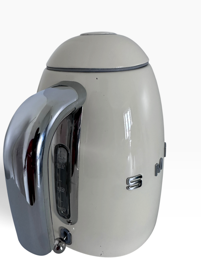 Smeg KLF03CRUK 1.7L Retro Style Electric Kettle with 360° Swivel Base, Cream - USED