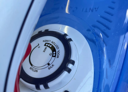 Hamilton Beach SteamMax Pro 3000W Steam Iron, White & Blue - USED