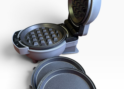 Lakeland 2-in-1 Waffle & Pancake Maker – Compact Non-Stick Detachable Plate - USED