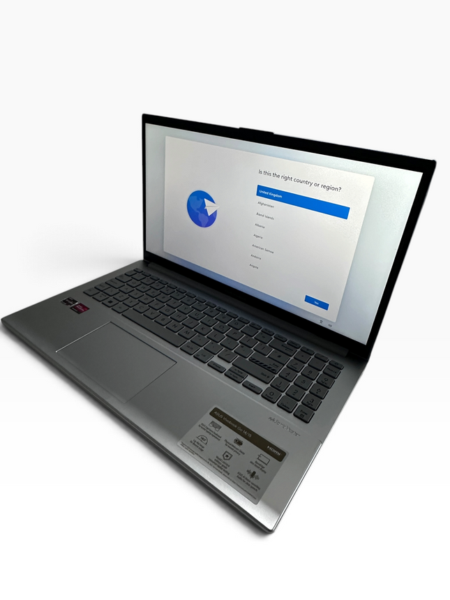ASUS Vivobook Go 15 E1504FA 15.6" Ryzen 3 8GB RAM 512GB SSD Laptop