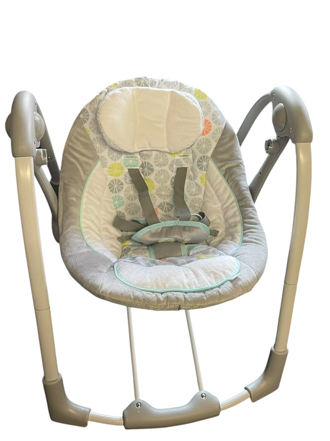 Ingenuity Swing 'n Go 5-Speed Portable Baby Swing with Music & Sounds - USED