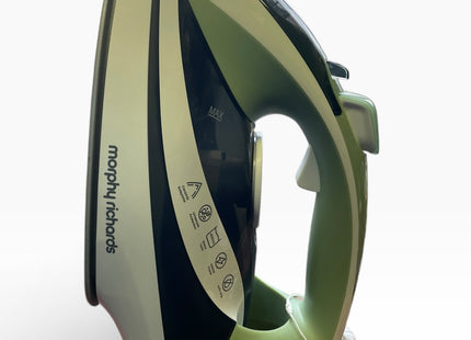 Morphy Richards Steamflow Turbo Steam Iron 2400W 450ml – USED